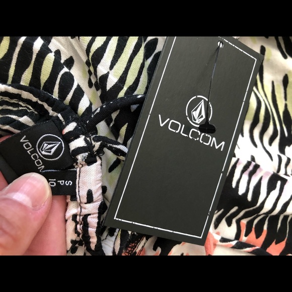 Volcom Dress NWT - Picture 8 of 8